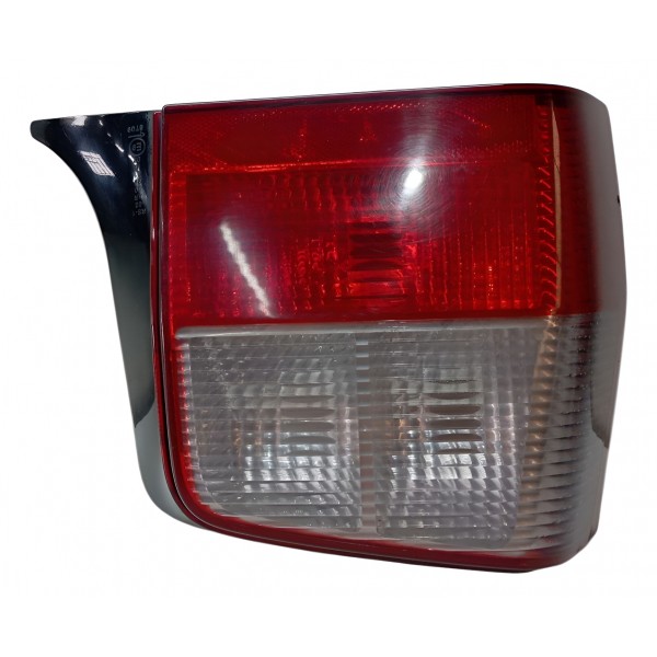 Lanterna Traseira Esquerda Mille Uno 2004 2005 2006 2013