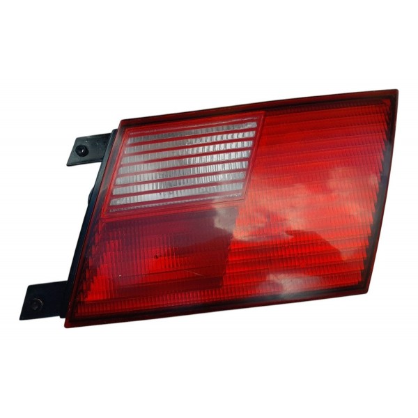 Lanterna Traseira Porta Mala Arteb Santana 1999 2000 2006