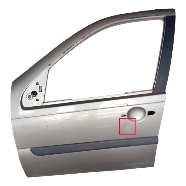Porta Dianteira Esquerda Fiat Palio Siena 2009 2013(detalhe)